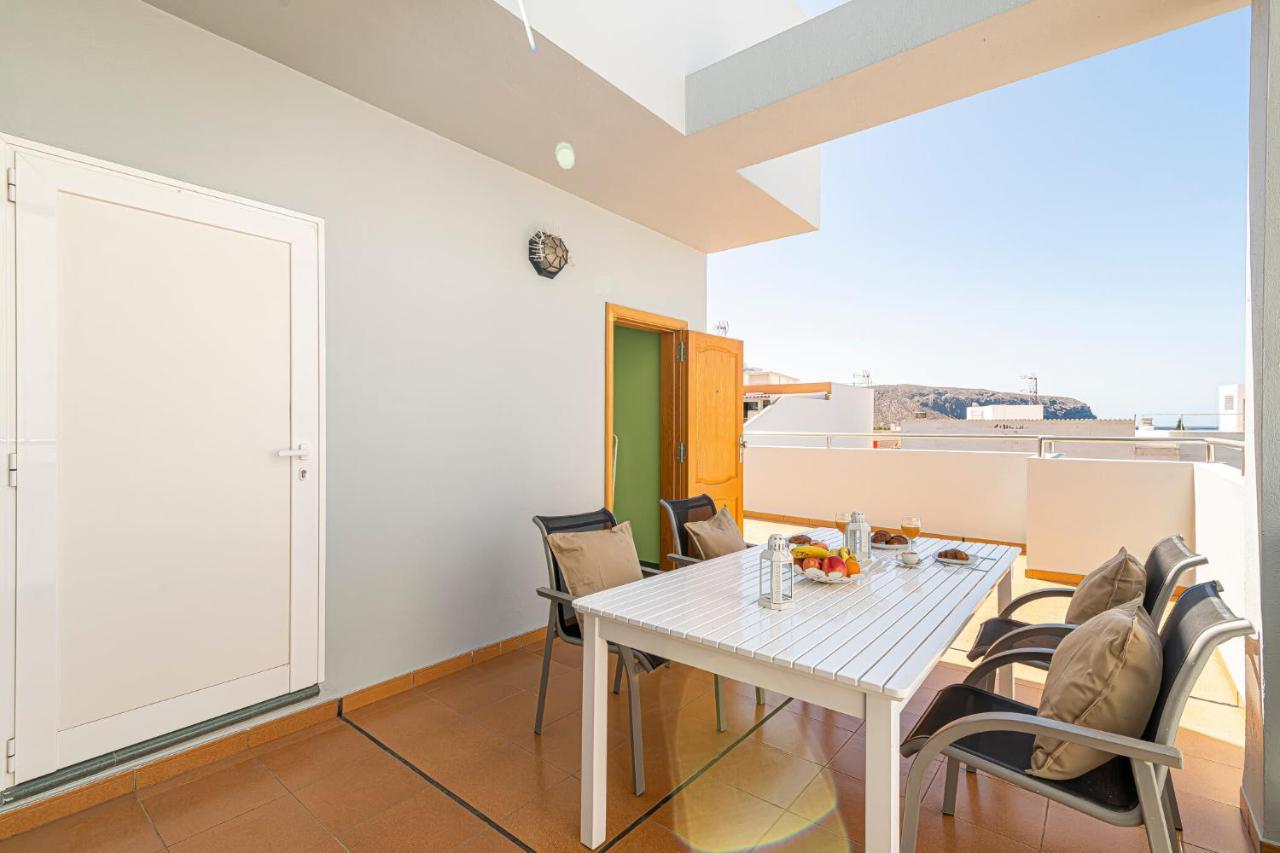 Luxury Holidays Suites, Playa De Los Cristianos 외부 사진
