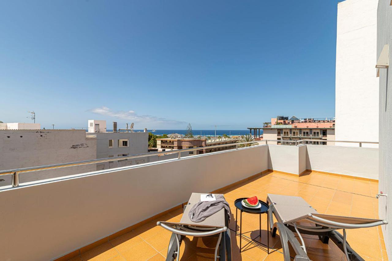 Luxury Holidays Suites, Playa De Los Cristianos 로스크리스티아노스 외부 사진