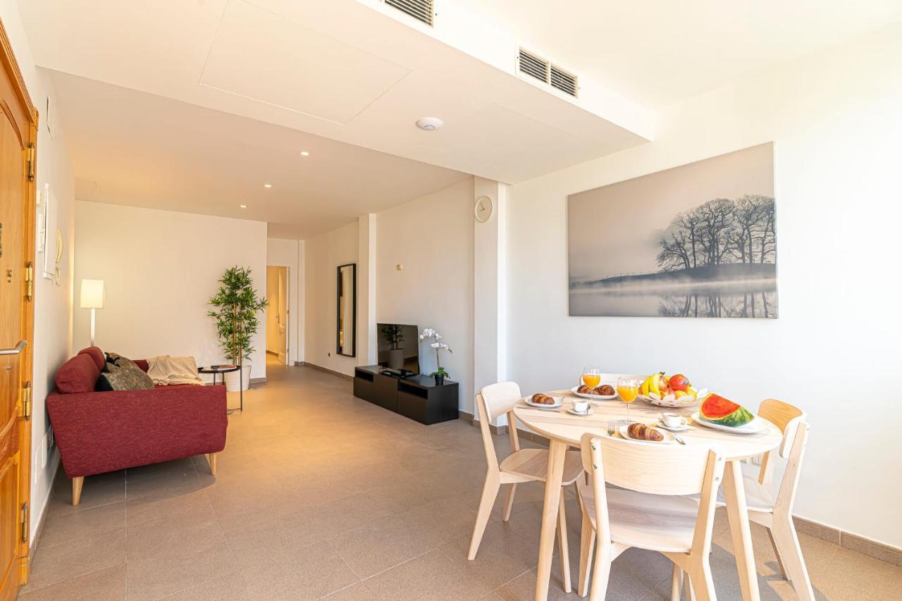Luxury Holidays Suites, Playa De Los Cristianos 로스크리스티아노스 외부 사진