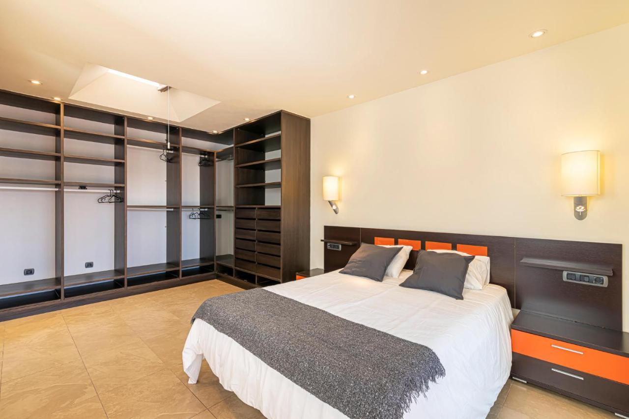 Luxury Holidays Suites, Playa De Los Cristianos 로스크리스티아노스 외부 사진