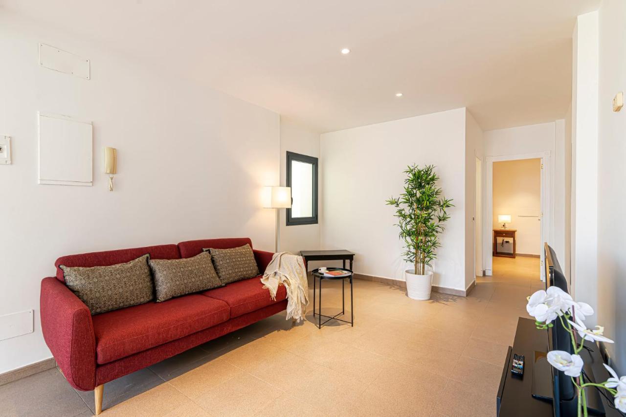 Luxury Holidays Suites, Playa De Los Cristianos 로스크리스티아노스 외부 사진