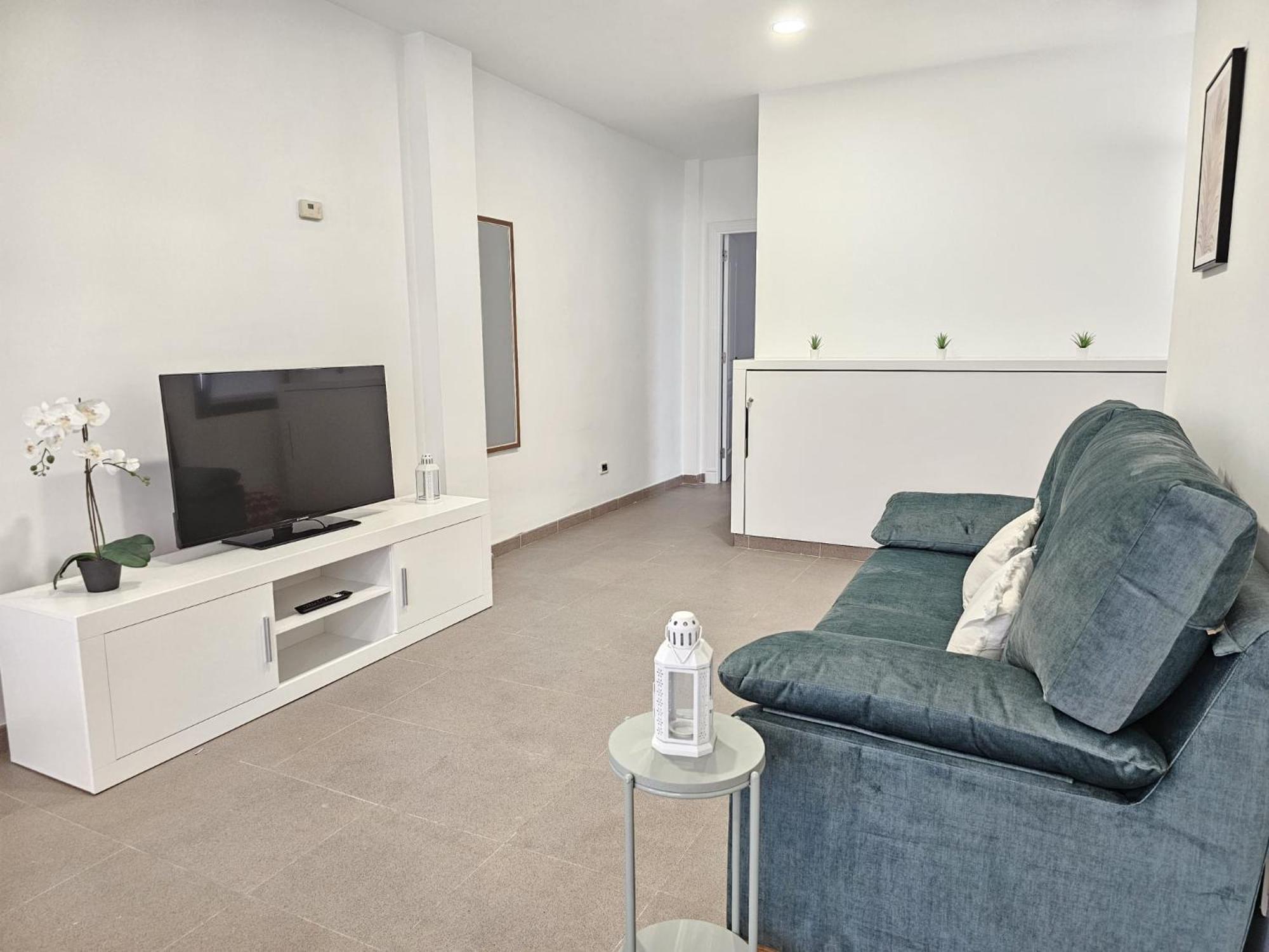 Luxury Holidays Suites, Playa De Los Cristianos 로스크리스티아노스 외부 사진